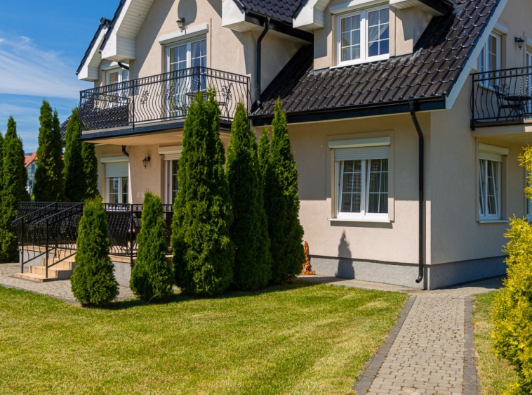 Apartamenty Dębki Ogród