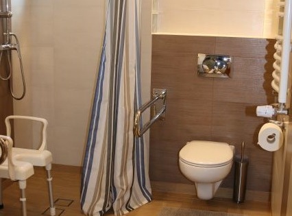  Marszallówka Mieszkanie na parterze-toaleta przystosowana na potrzeby osób niepełnosprawnych