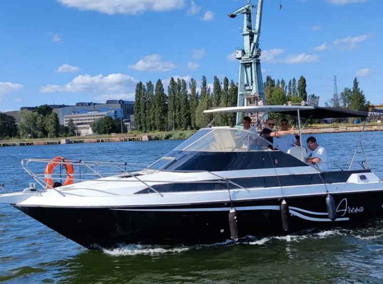 Rejsy z JeyJey Boats