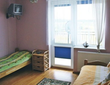 Mistella POK.2.   ŁOŻE+ TAPCZANIK = 3 OSOBY