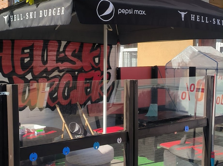 HELLski BURGER 