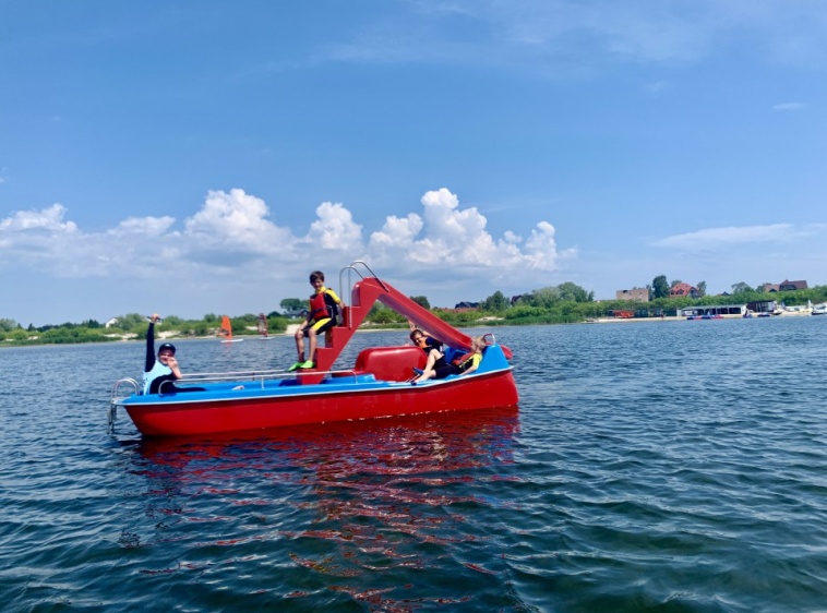 SURF STREFA - wypożyczalnia sprzętu wodnego
