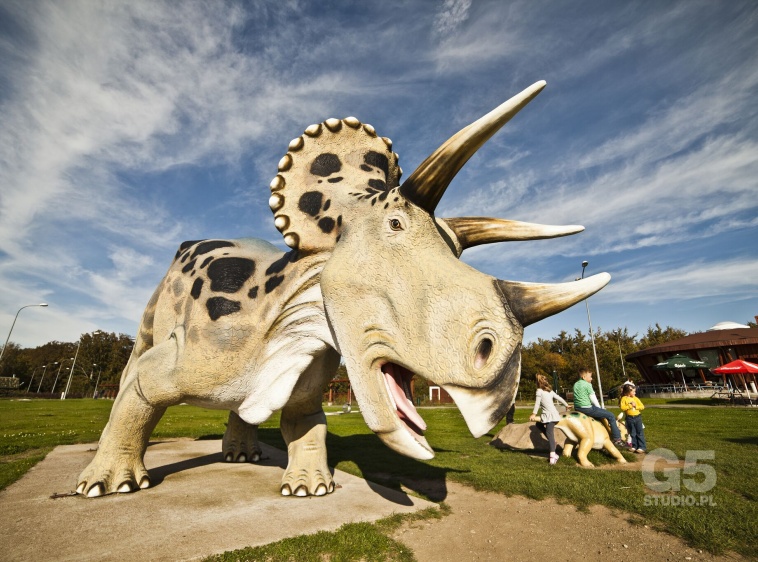 Kompleks "Kaszubskie Oko" Makieta dinozaura