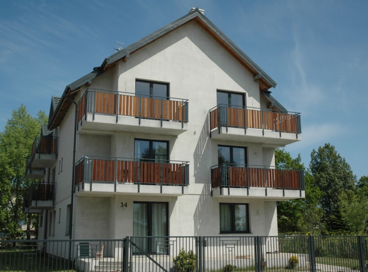 Bezan Dom z zewnątrz