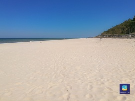 Plaża w Karwi jest naprawdę szeroka - jedna z najpiękniejszych w Polsce !